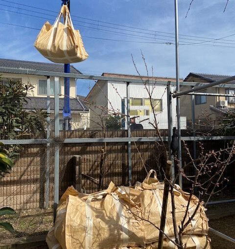 豊岡市　M様　枕木、化粧砂利